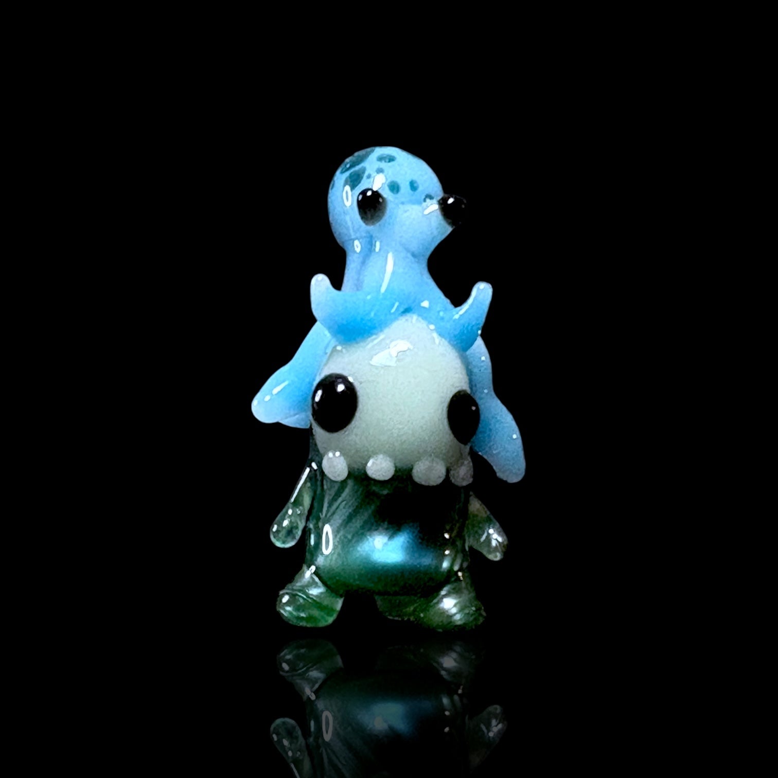 Brandon Martin “Lyshi” Micro Pendant