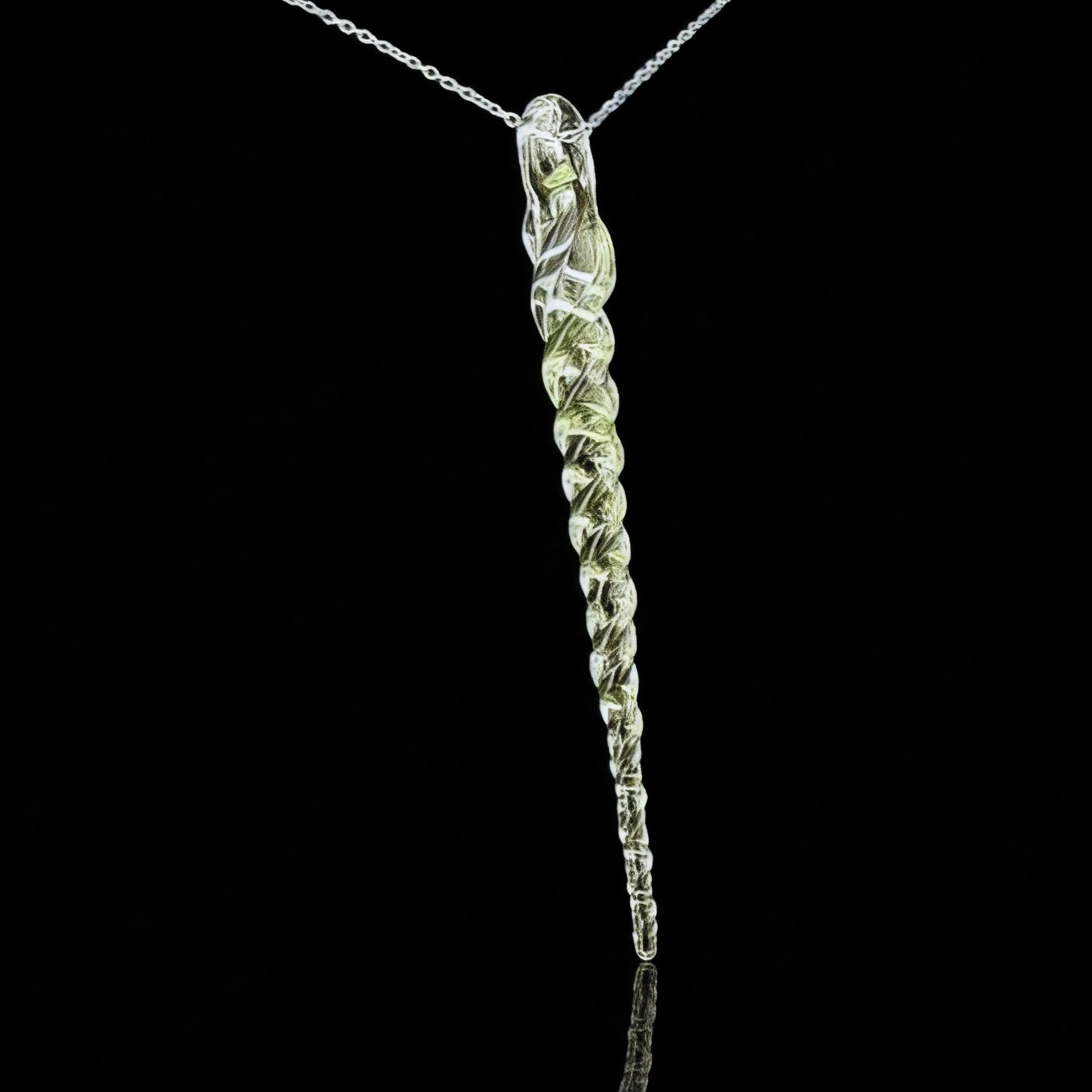 Chaka Glass UV Icicle Ornament/Pendant