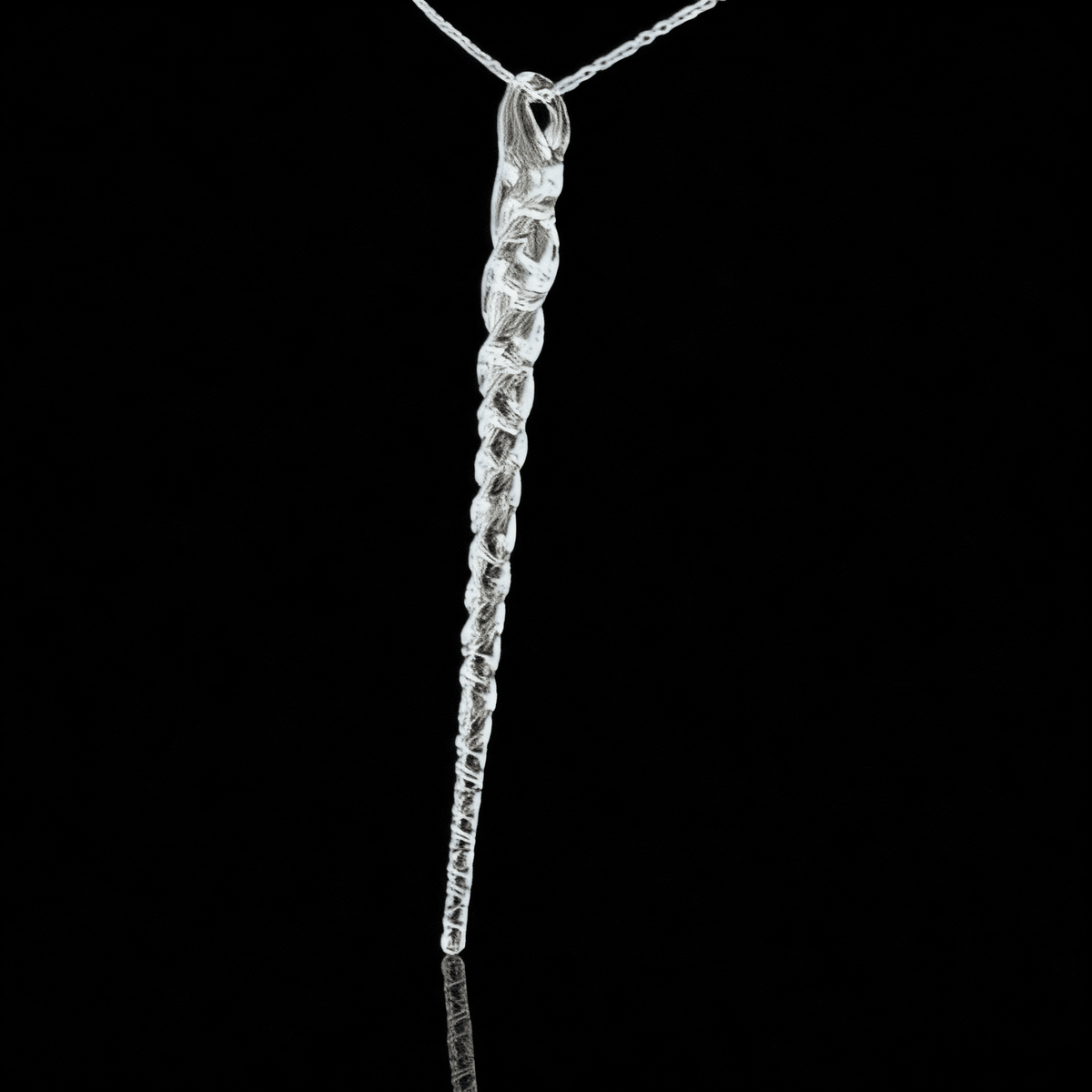Chaka Glass Icicle Ornament/Pendant
