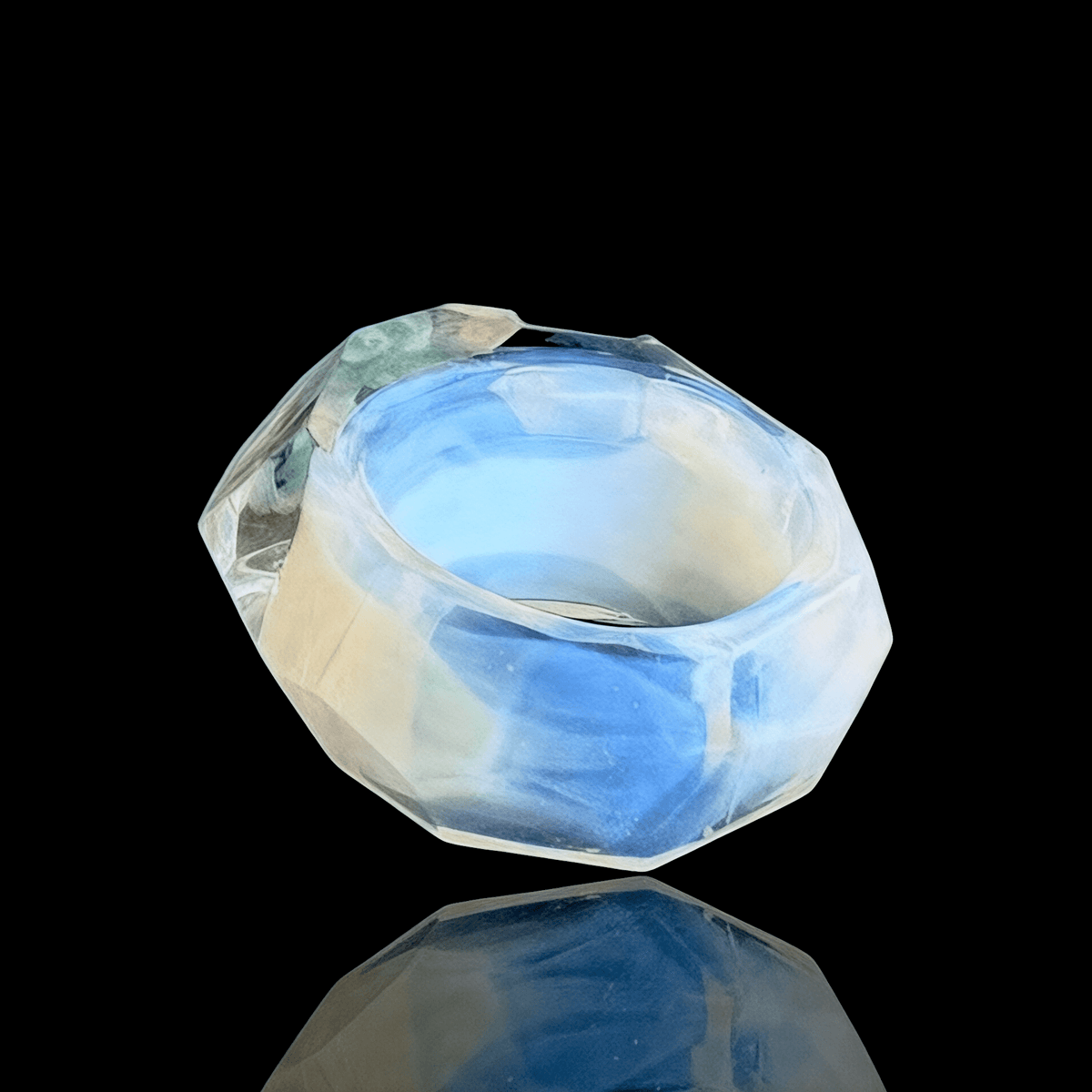 Chaka Glass Signet Ring (6.5)