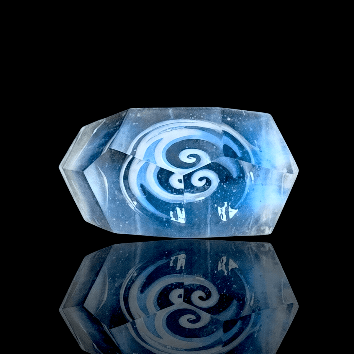 Chaka Glass Signet Ring (8.8)